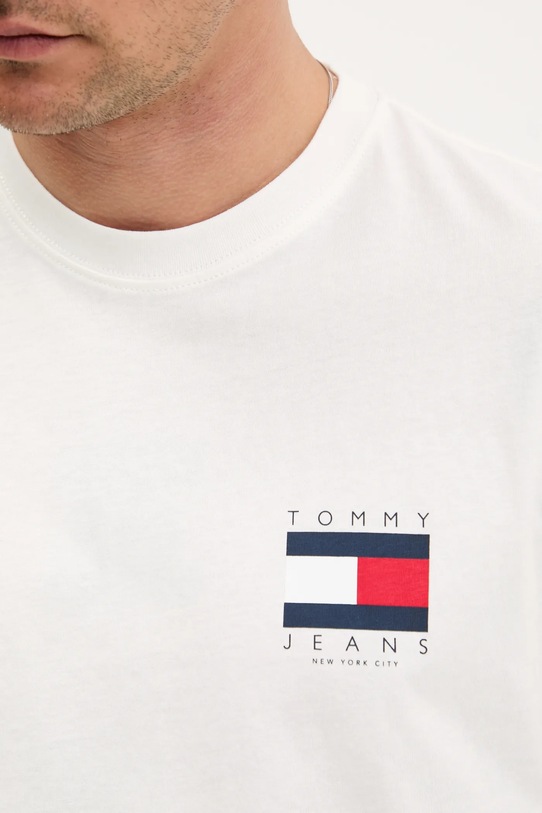Tommy Jeans pamut póló DM0DM21910 fehér