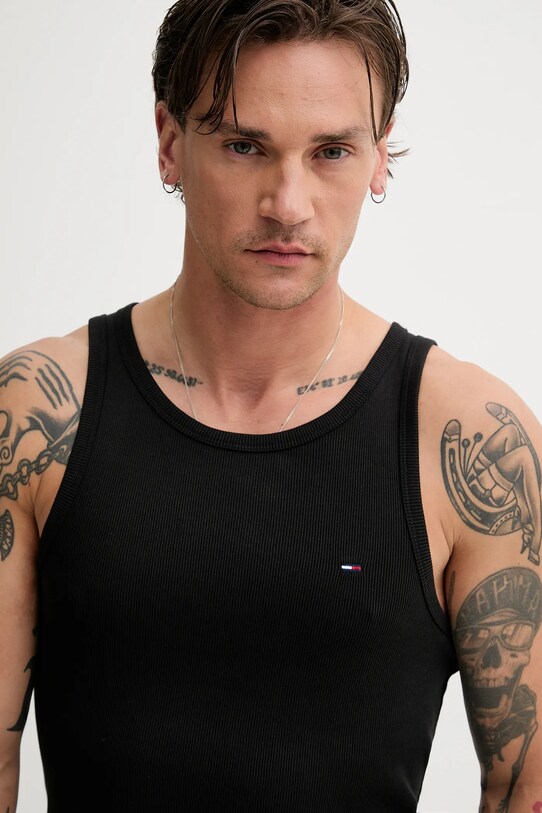 Футболка Tommy Jeans чёрный DM0DM21927