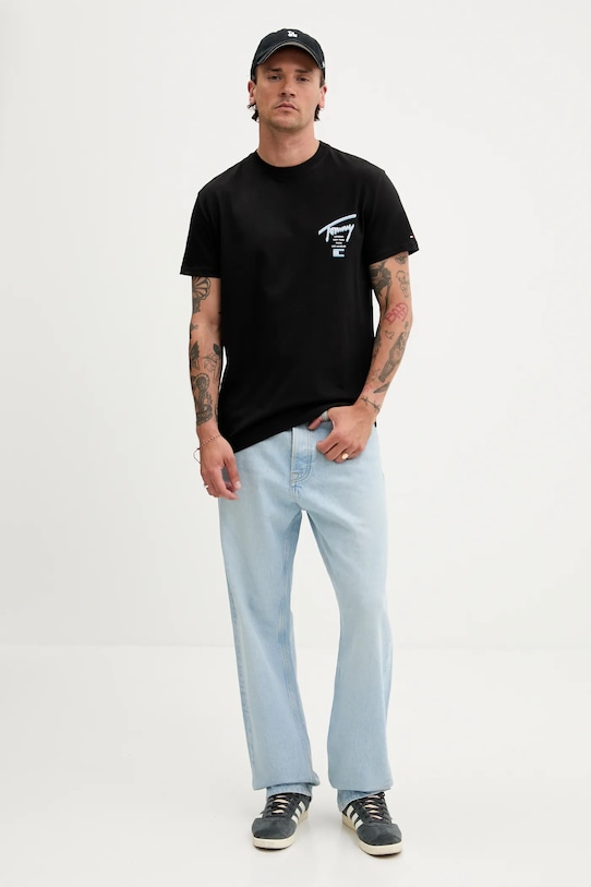 Tommy Jeans tricou din bumbac DM0DM21934 negru AW25