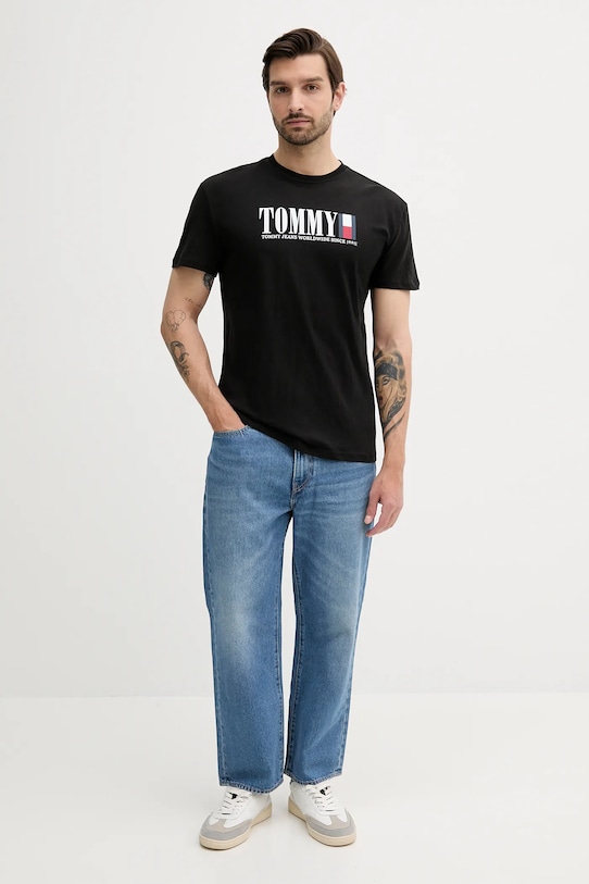 Бавовняна футболка Tommy Jeans DM0DM21941 чорний AW25