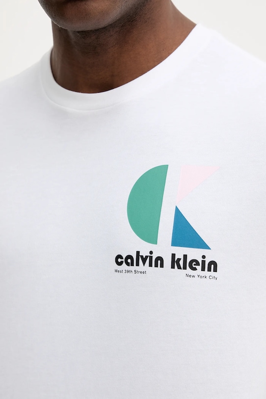 Памучна тениска Calvin Klein Jeans LV04RC827G бял