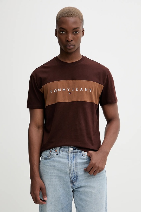 Бавовняна футболка Tommy Jeans бавовна коричневий DM0DM21933