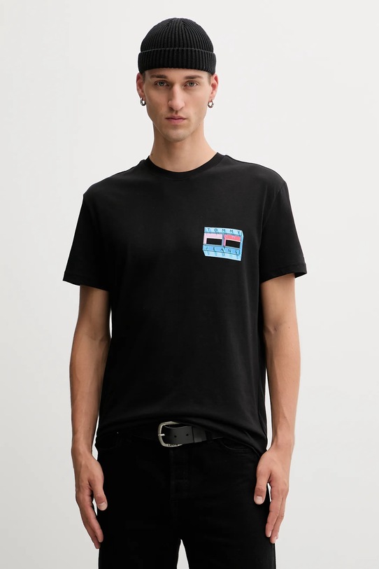 Дрехи Памучна тениска Tommy Jeans DM0DM21980 черен