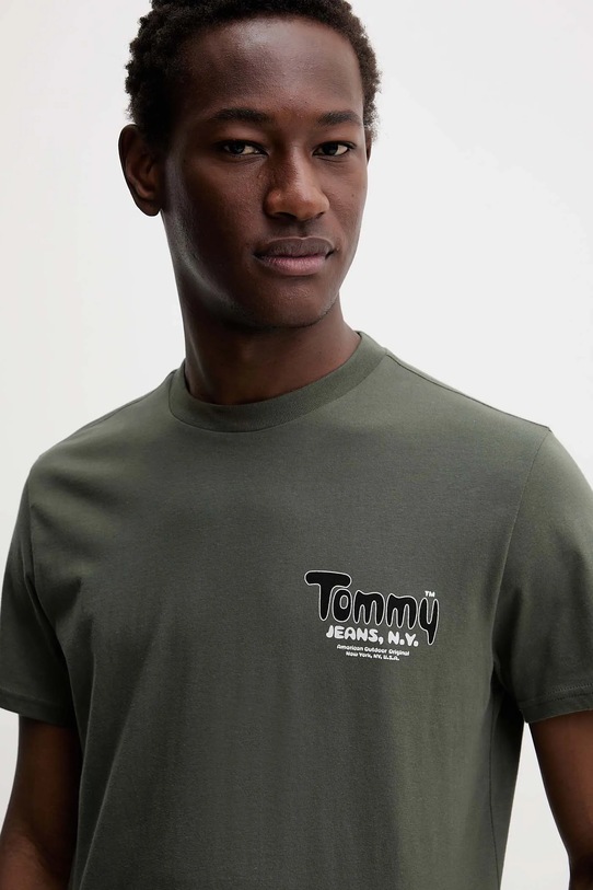 Bombažna kratka majica Tommy Jeans zelena DM0DM22049