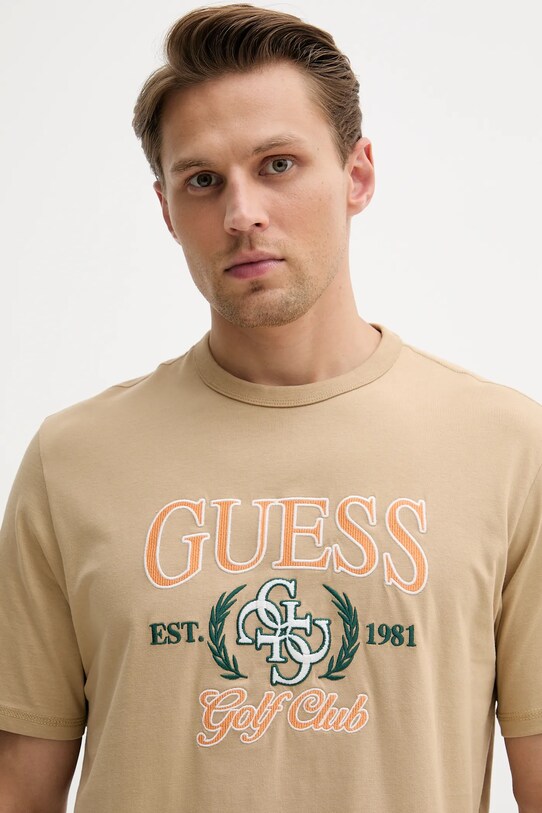 Памучна тениска Guess 4G бежов M5YI22.K8FQ4