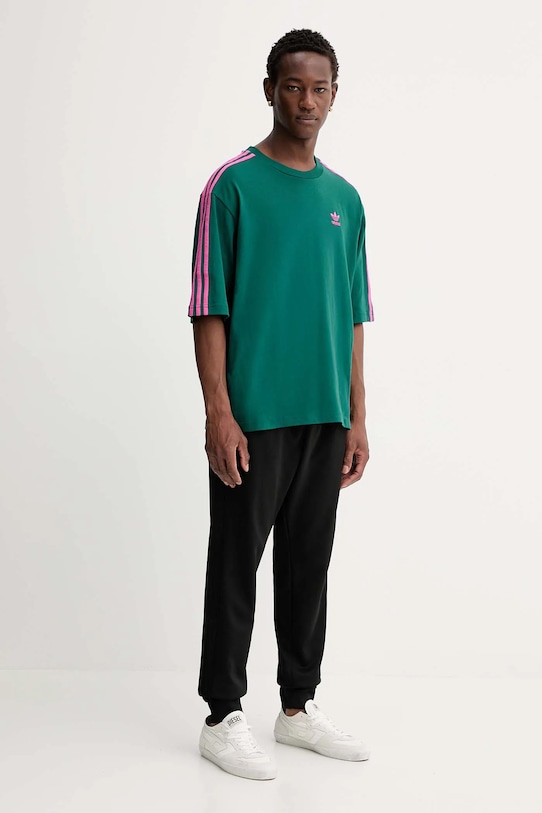 Хлопковая футболка adidas Originals Oversize Tee KA0477 зелёный AW25