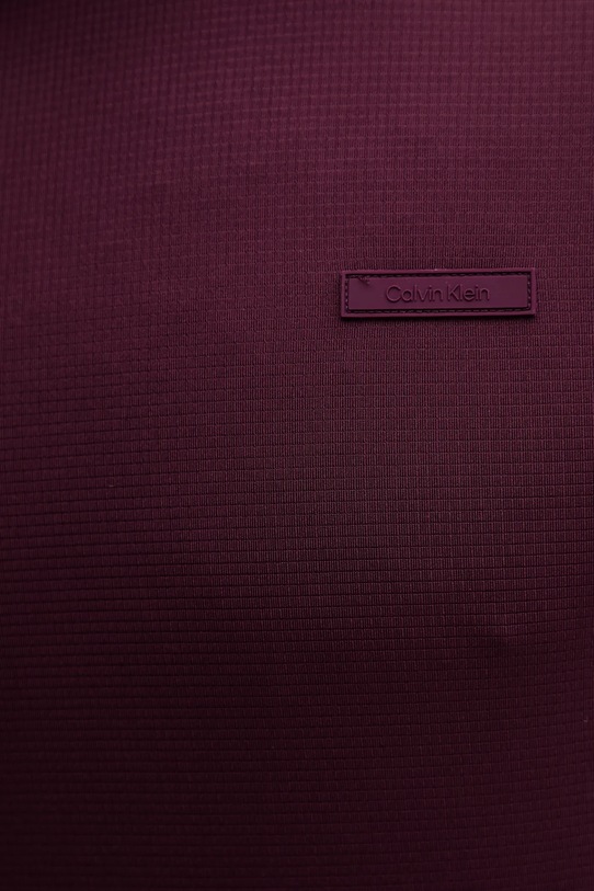 Футболка для тренинга Calvin Klein Performance LVGMS5K176 фиолетовой