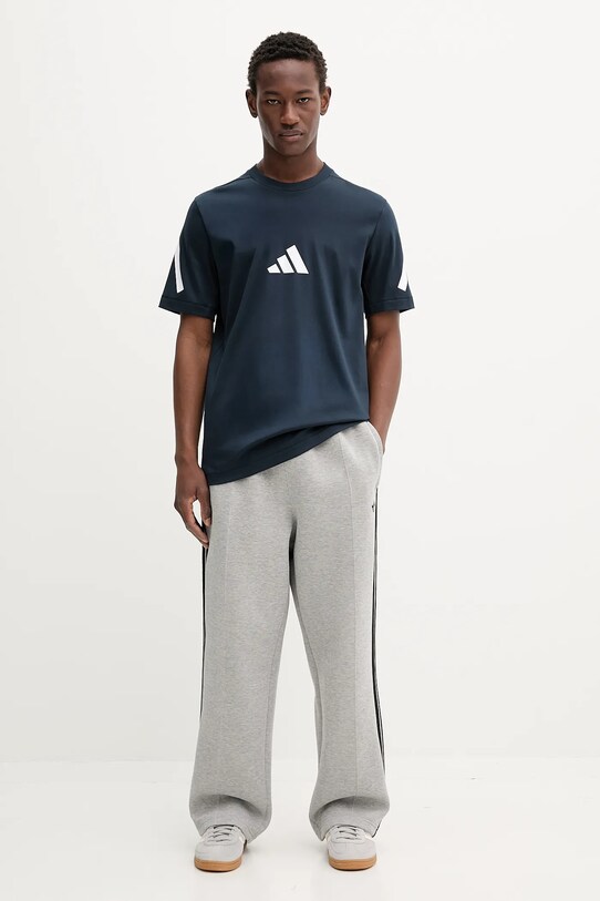 Βαμβακερό μπλουζάκι adidas x Z.N.E JW4735 σκούρο μπλε AW25