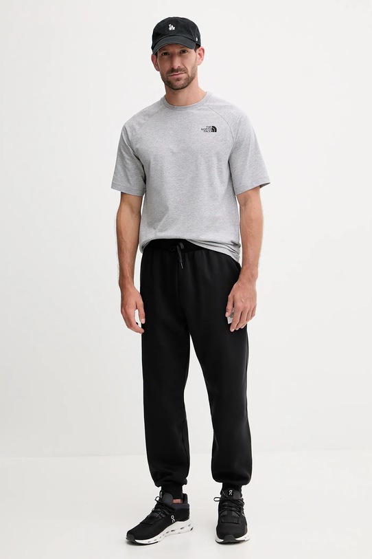 Μπλουζάκι The North Face NF0A87NUDYX1 γκρί AW25
