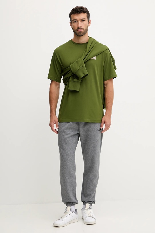 Bombažna kratka majica The North Face Connected Relaxed NF0A8EGWBRI1 zelena AW25
