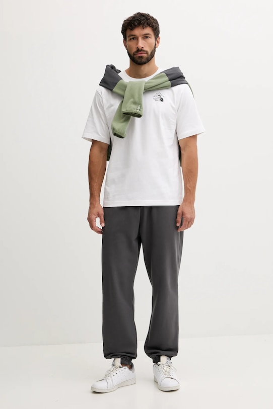 The North Face t-shirt bawełniany NF0A8F2TFN41 biały AW25