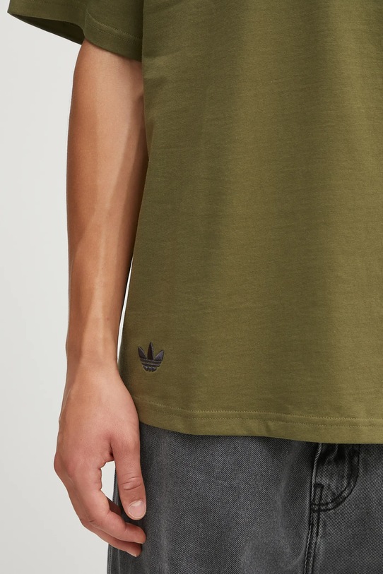 Хлопковая футболка adidas Originals Neu C Tee зелёный HZ3697