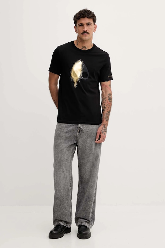 Βαμβακερό μπλουζάκι MOOSE KNUCKLES Augstine M34MT705G μαύρο AW25