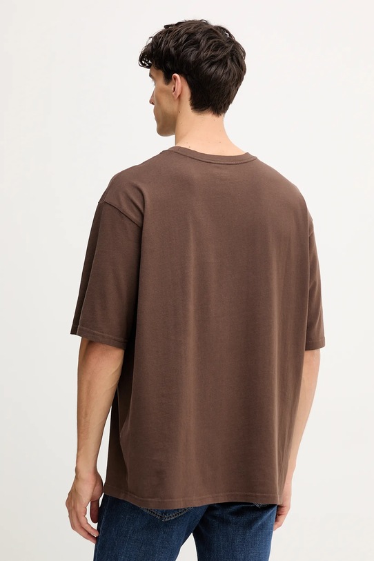 Дрехи Памучна тениска Levi's A5850.0025 кафяв