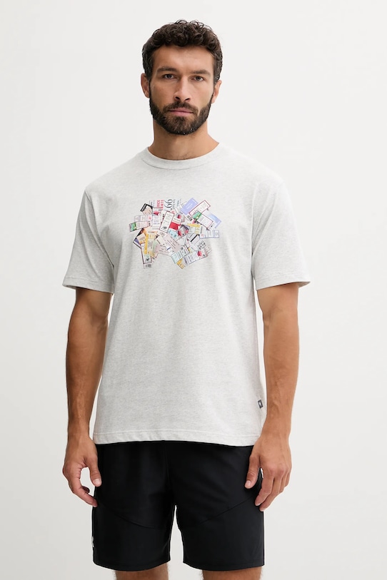 Bavlněné tričko New Balance potisk šedá MT53905AHH