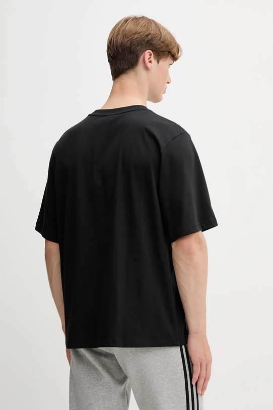 Дрехи Памучна тениска adidas Originals Graphic Os Ss T JV7569 черен