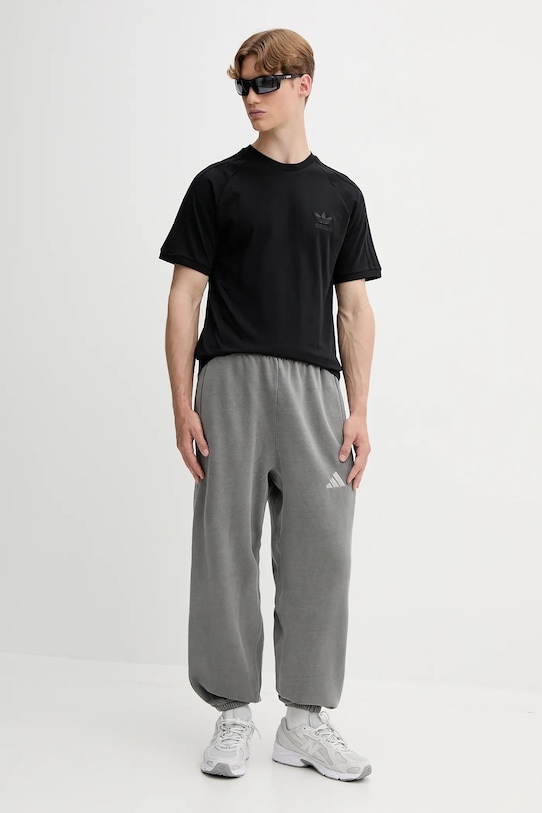 adidas Originals tricou din bumbac 3-Stripes JY1372 negru AW25