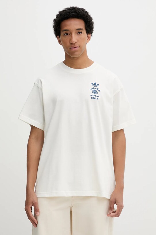 Одежда Хлопковая футболка adidas Originals Japan Florals T KQ9959 бежевый