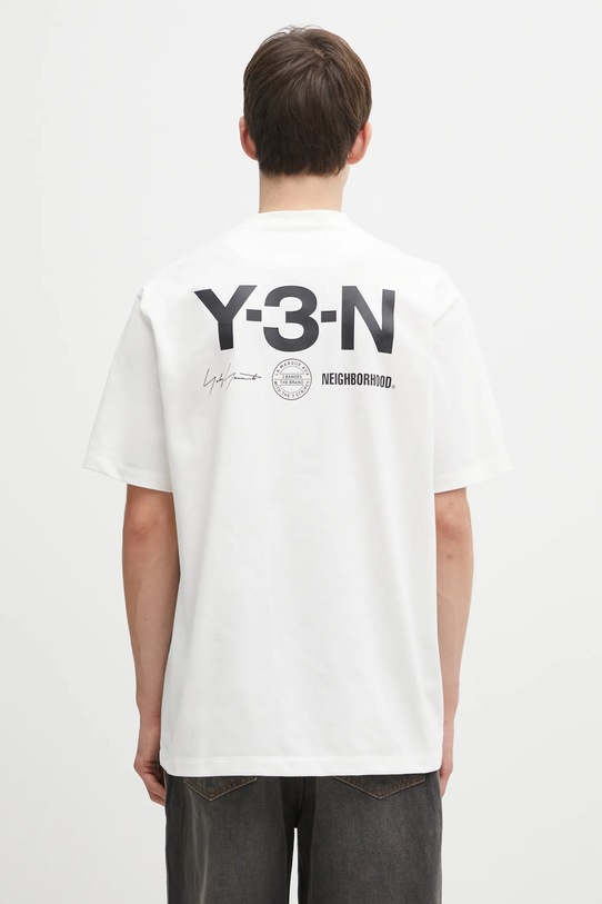 Ρούχα Βαμβακερό μπλουζάκι Y-3 x Neighborhood Graphic JX7437 λευκό