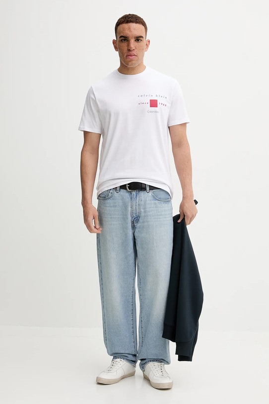 Calvin Klein t-shirt bawełniany LV04RD817G biały AW25