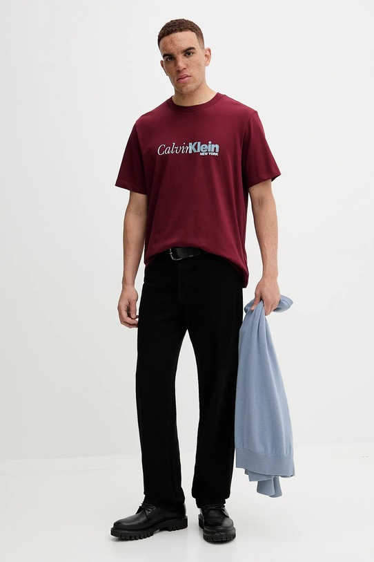 Calvin Klein t-shirt bawełniany LV04RD822G bordowy AW25