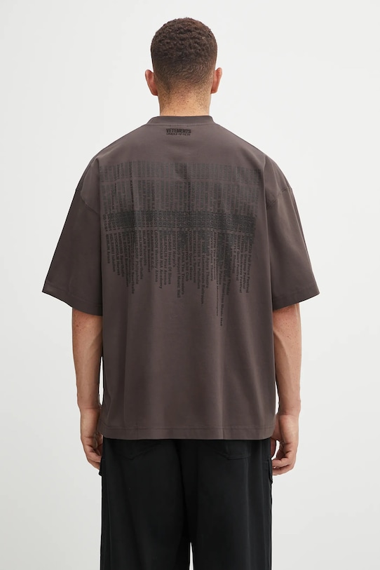 Дрехи Памучна тениска VETEMENTS Cof Double Dripping Logo Regular UCF76TR450C кафяв