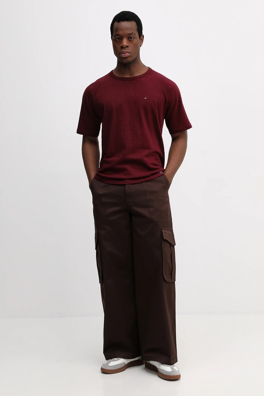 Хлопковая футболка Tommy Hilfiger UM0UM03605 бордо AW25