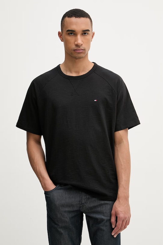 Tommy Hilfiger tričko pánské bavlněné černá UM0UM03605