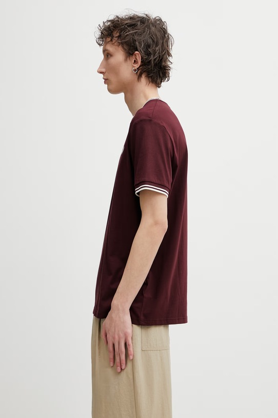 Хлопковая футболка Fred Perry M1588V бордо SS26