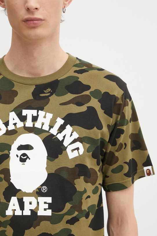 Bavlněné tričko A Bathing Ape Camo College zelená 001CSL301010M