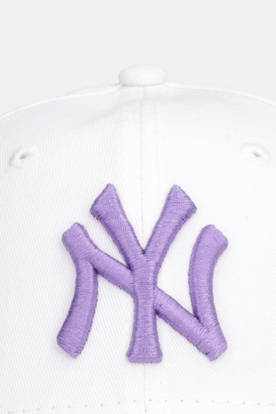 New Era czapka z daszkiem bawełniana LE 940 NYY 60856373 biały AW26