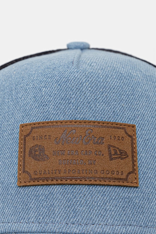 New Era czapka z daszkiem trucker DENIM LEATHER PATCH TRUCKER 60856334 niebieski AW26