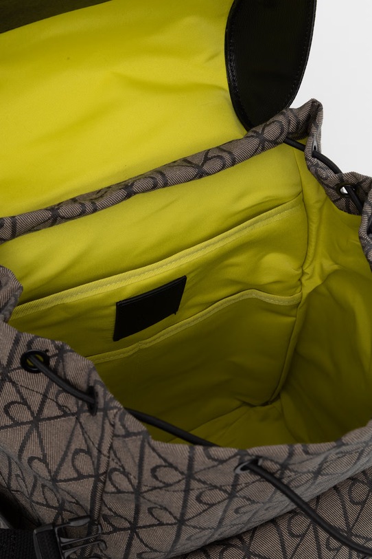 Calvin Klein batoh pánský LV04D3378G hnědá