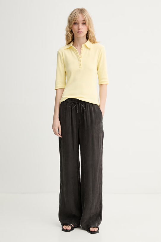 Gestuz polo damskie bawełniane z elastanem GZdrew 10910593 żółty AW26