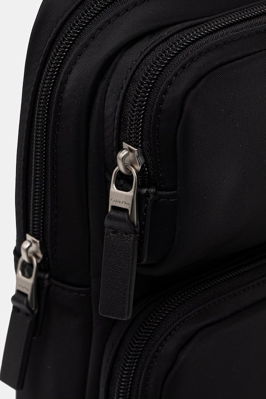 Calvin Klein мъжка чанта през рамо черен LV04D3377G