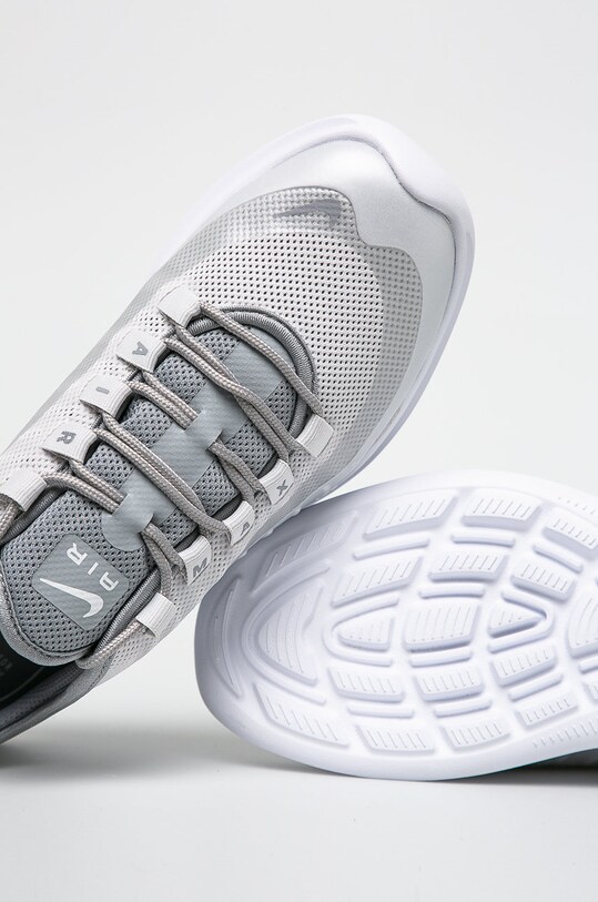 Nike - Boty Air Max Axis stříbrná c.AA2168.010