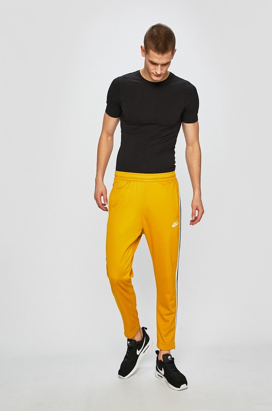 Nike - Nadrág C.AR2246.711 sárga CS19