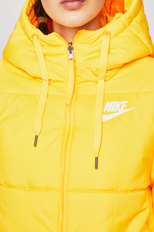 Nike - Bunda žlutá C.939360.845