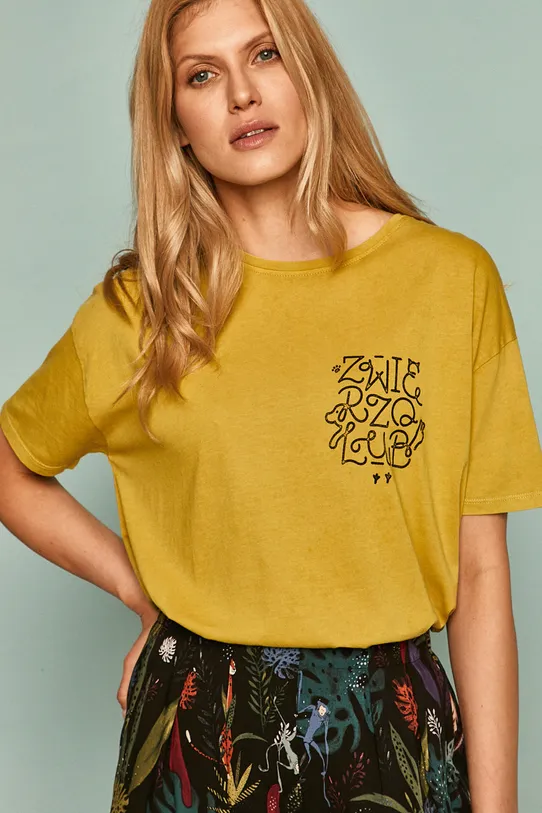 T-shirt damski by Alan Kamiński, Grafika Polska żółty okrągły żółty RS20.TSD965