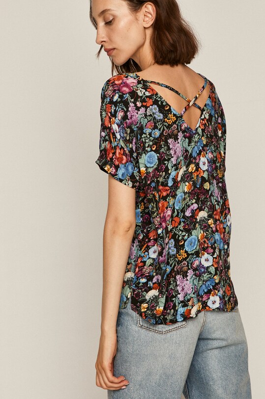 Odzież Bluzka damska w kwiaty RS21.BKD030 multicolor