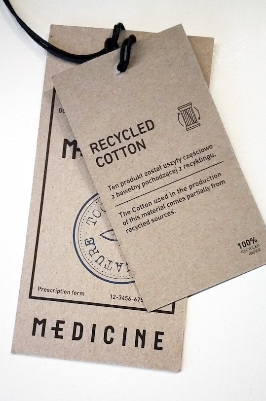 Sukienka damska w kształcie litery A z bawełną z recyklingu czarna RS21.SUD503