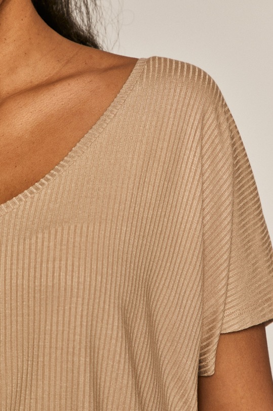 T-shirt damski oversize z prążkowanej dzianiny beżowy RS21.TSD072 beżowy