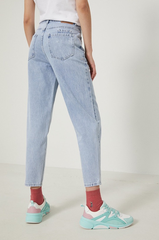 Odzież Jeansy damskie mom fit niebieskie RS22.SJD505 niebieski