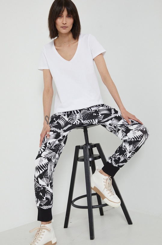 Spodnie dresowe damskie gładkie czarne RS22.SPD0C1 multicolor RW22