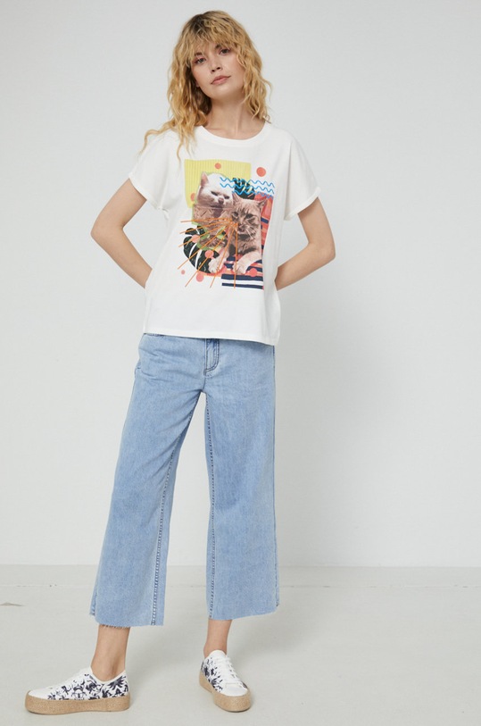 T-shirt bawełniany damski z domieszką elastanu z kolekcji Kolaże by Panna Niebieska beżowy RS22.TSDB60 beżowy RS22
