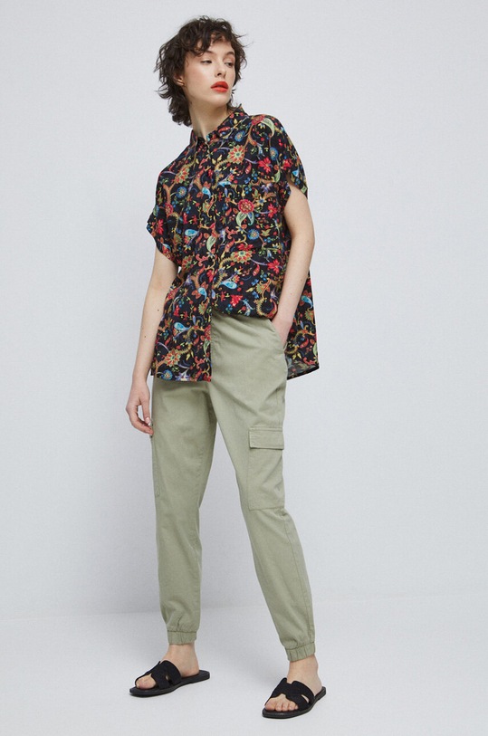 Bavlnené nohavice dámske zelená farba RS23.SPD070 zelená RS23