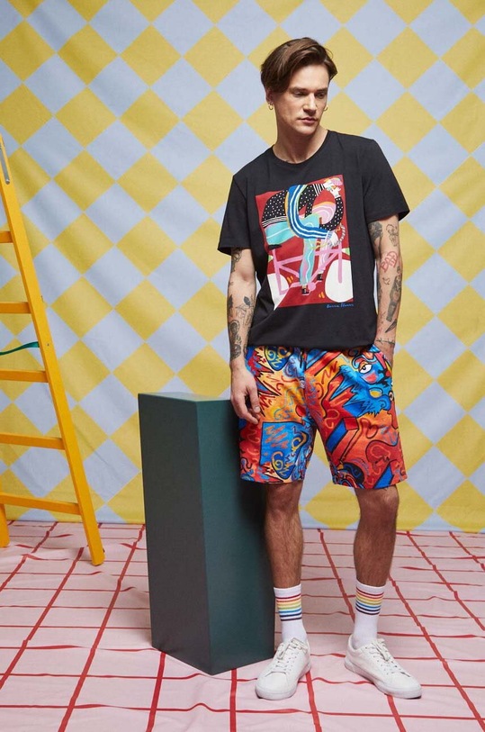 T-shirt bawełniany męski z domieszką elastanu by Basia Flores, Grafika Polska, kolor czarny okrągły czarny RS23.TSM652