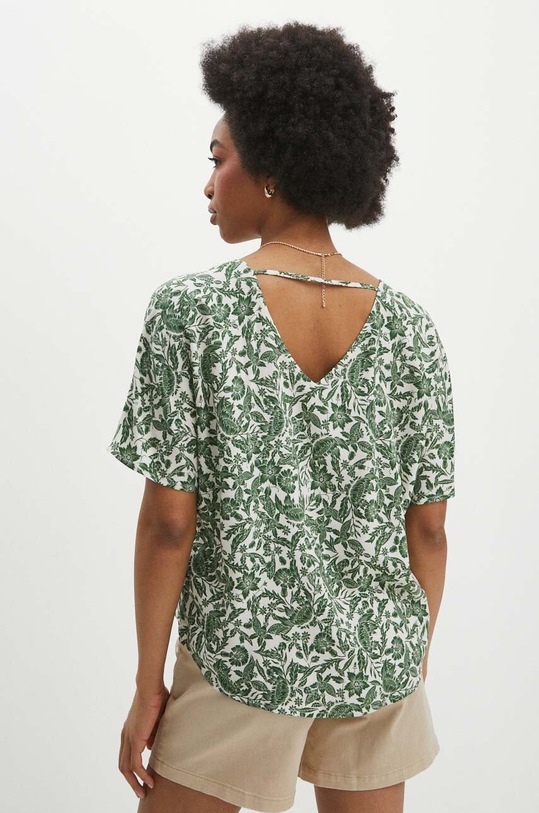 Odzież Bluzka damska z wiskozy wzorzysta kolor kremowy RS24.BKD070 beżowy