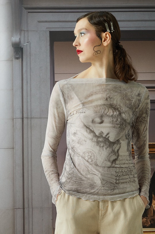 Longsleeve damski z kolekcji Eviva L'arte wzorzysty kolor beżowy z elastanem beżowy RS24.BUD250