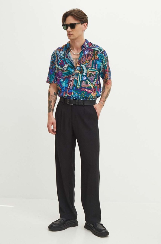 Koszula męska z kołnierzykiem klasycznym wzorzysta kolor multicolor RS24.KKMB14 multicolor RS24